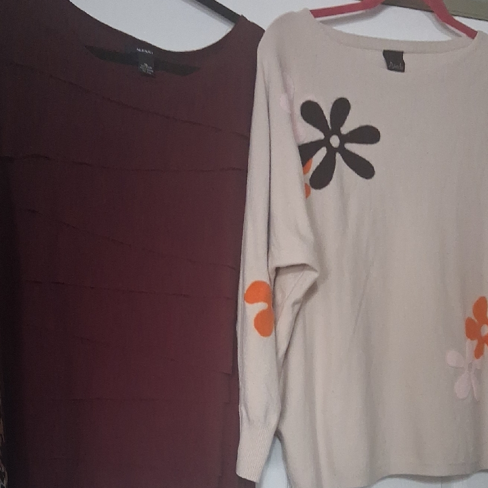 Alfani Cream Crewneck Sweater with Floral Appliqué
